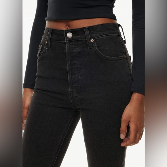 Denim Forum • The Yoko High Rise Slim • Size 24 • 28 L - Picture 2 of 9